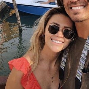 Meet your Posher, Sharon